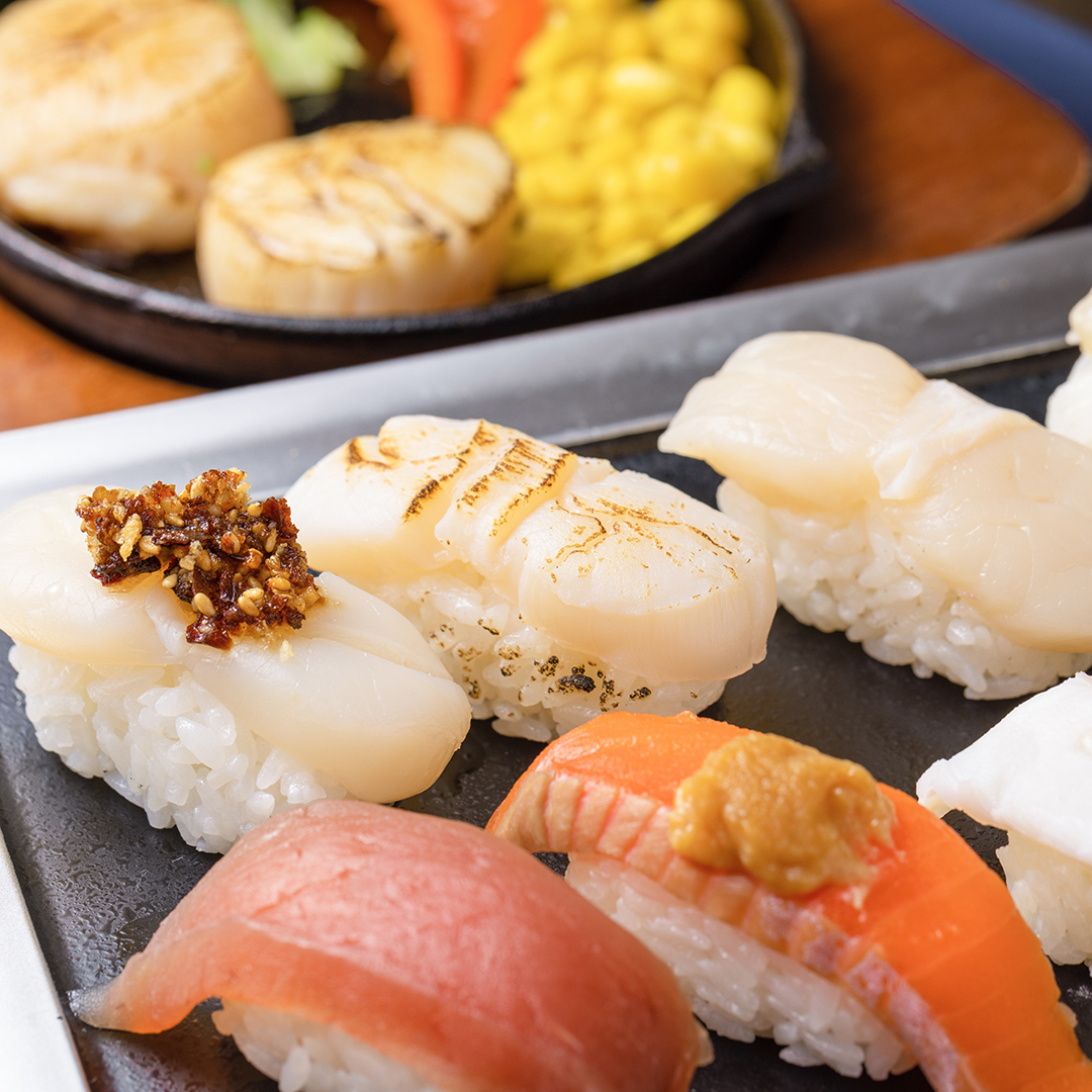 ホタテの鉄板ステーキ付き寿司御膳