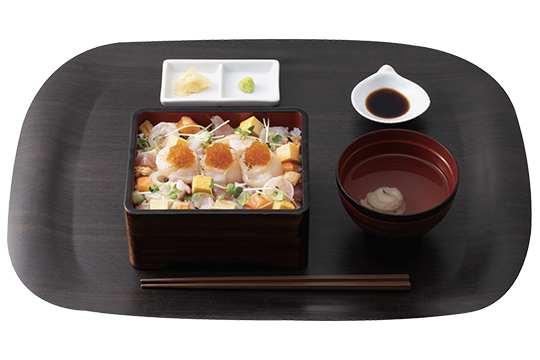 炙りホタテの彩り海鮮ちらし重