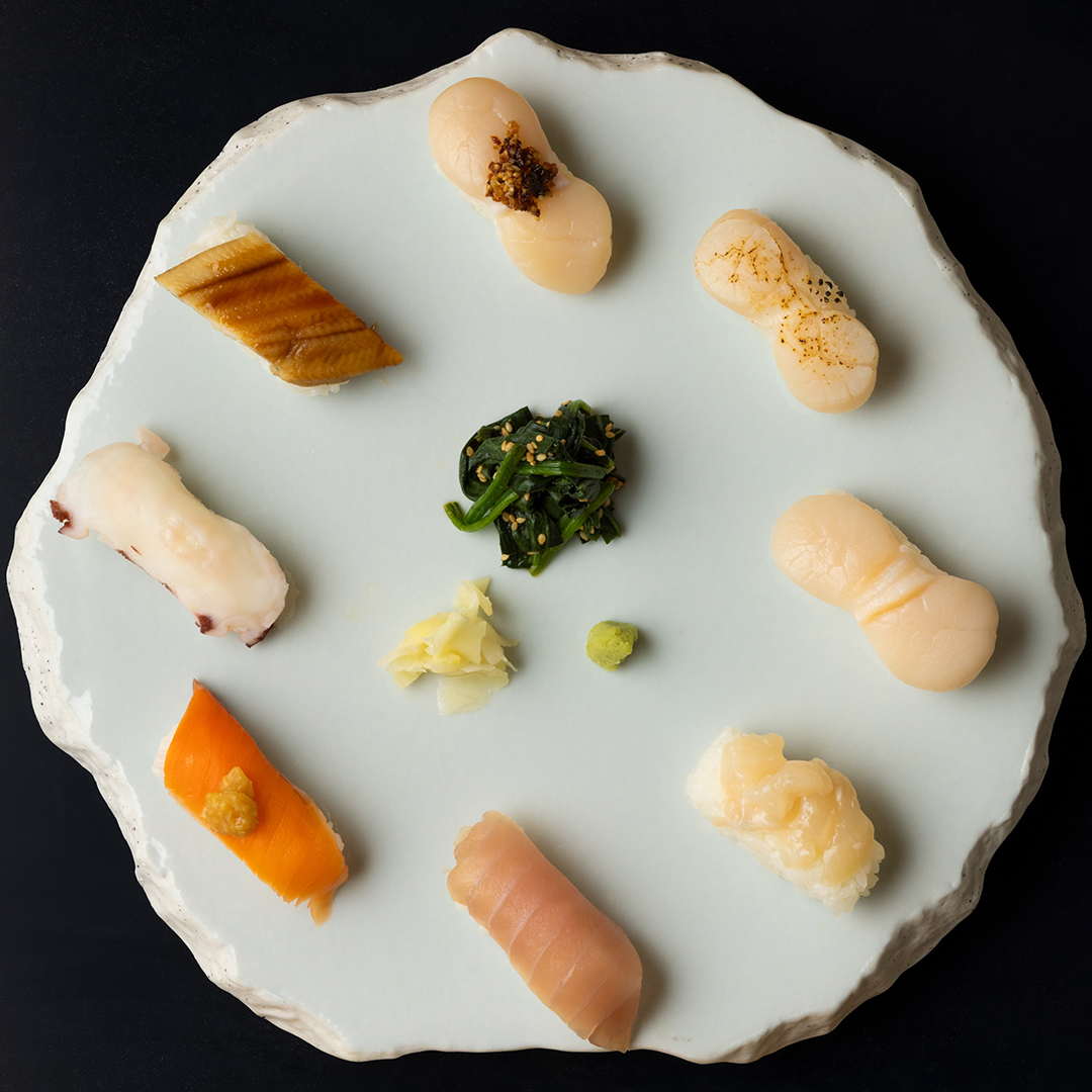 ホタテ・マグロ・サーモン等にぎり寿司ランチ8点盛り