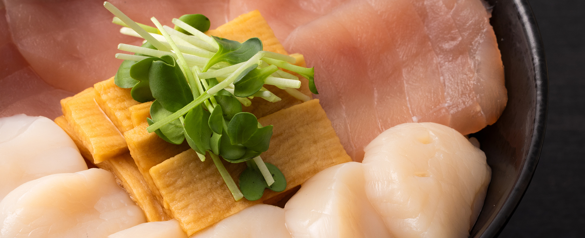 『青森長いも』&ホタテ・マグロの海鮮三色丼